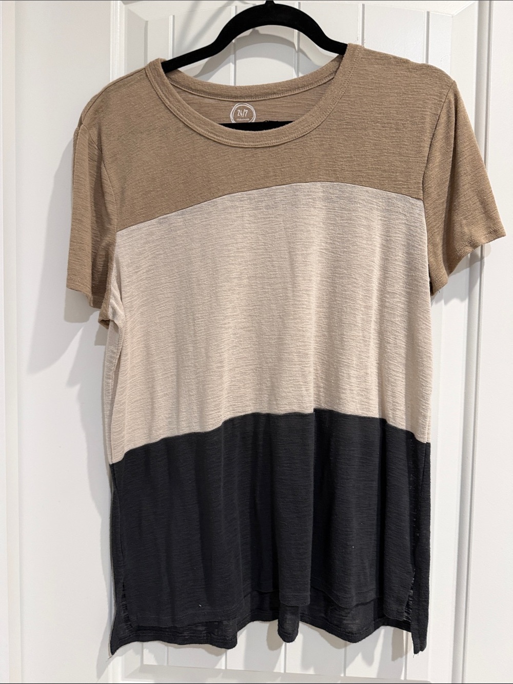 3-Stripe Short Sleeve Colorblock Tee — Taupe, Cream & Black